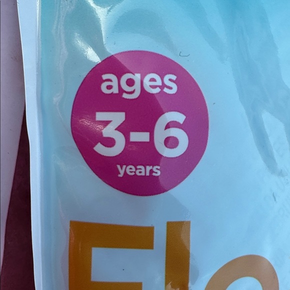 Intex Pool Cruiser Float - Picture 4 of 4